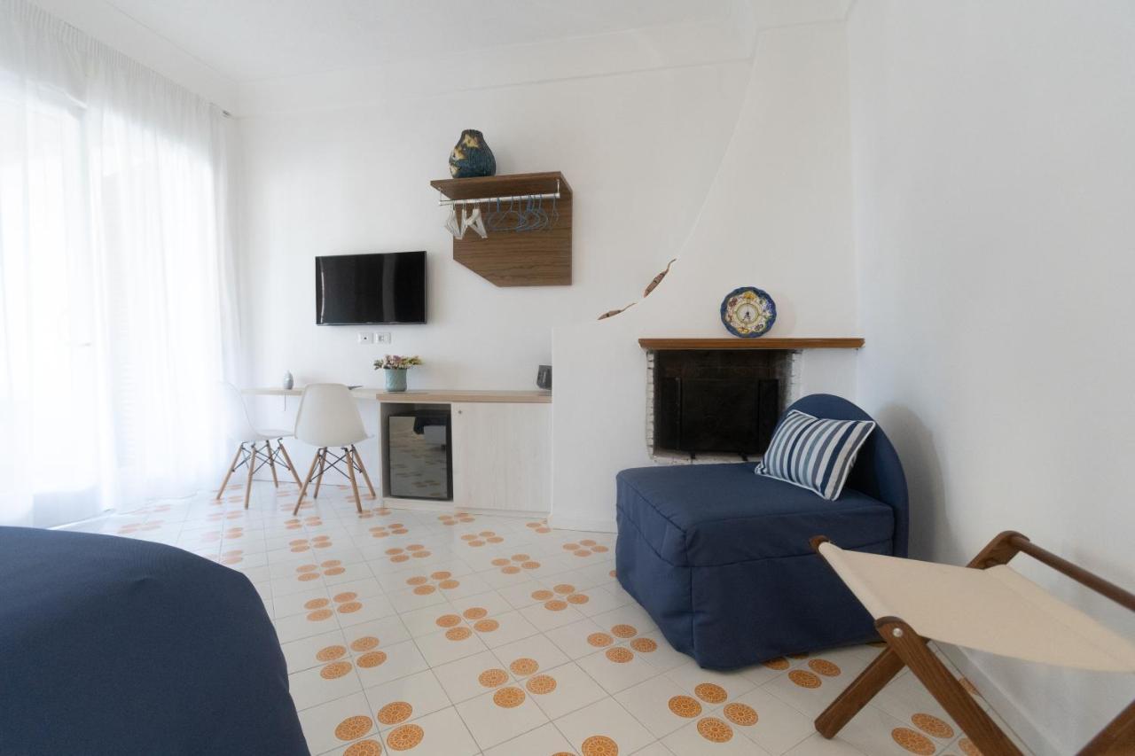 Estate4Home - Niko'S Apt Positano Bagian luar foto