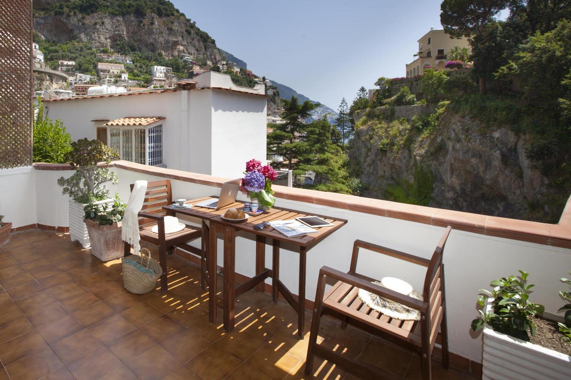 Estate4Home - Niko'S Apt Positano Bagian luar foto